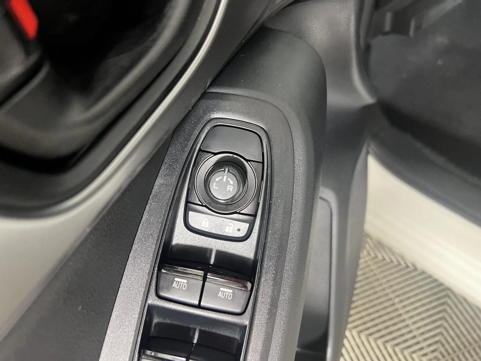 Used 2024 Crystal White Pearl Subaru Sport image 18