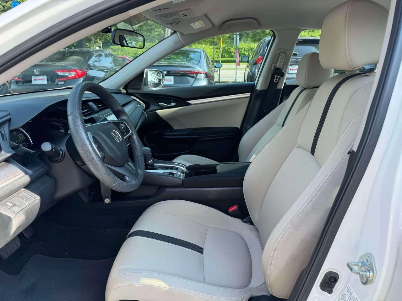 Used 2017 Taffeta White Honda LX image 17