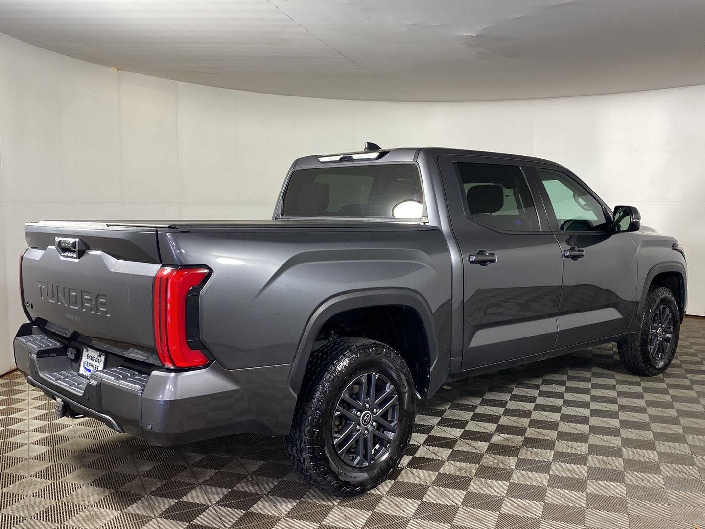 Used 2024 Magnetic Gray Metallic Toyota SR5 image 6
