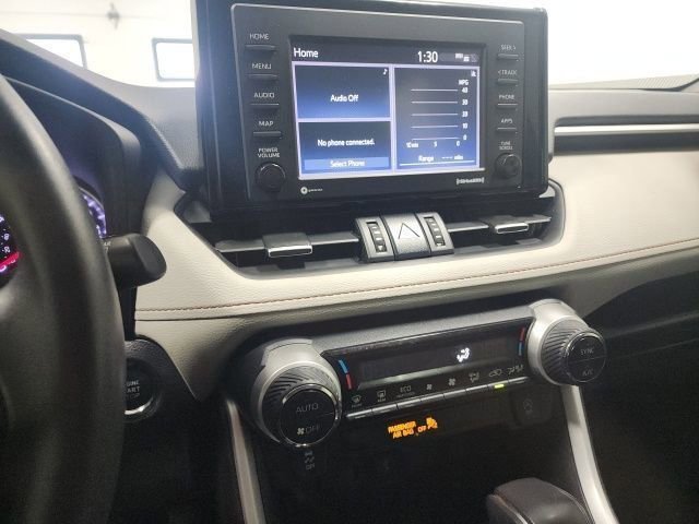 2021 Toyota RAV4 XLE Premium - Photo 32