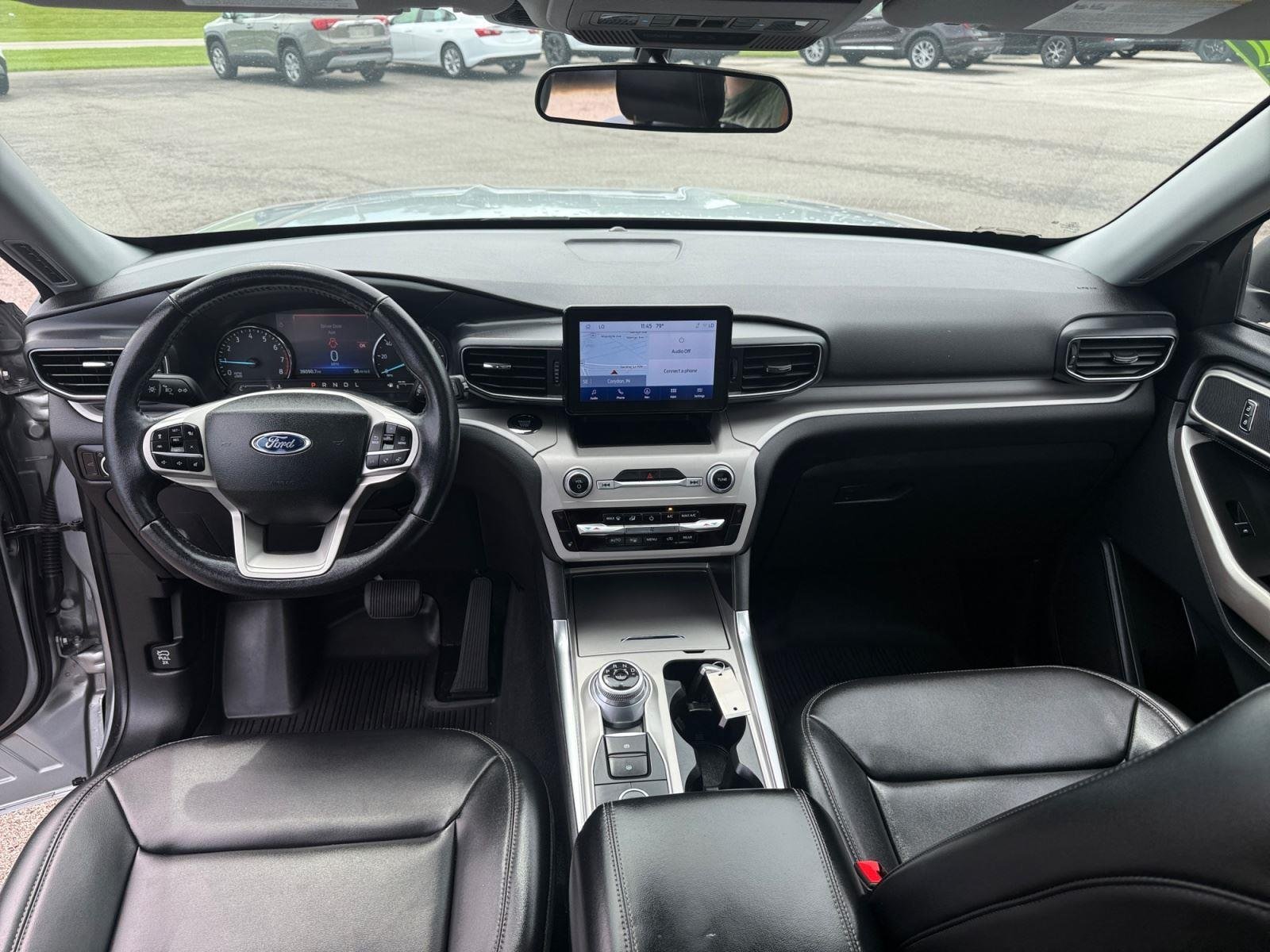 Used 2023 Iconic Silver Ford XLT image 15