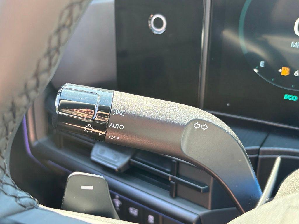 New 2026 Silver Hyundai Calligraphy image 29