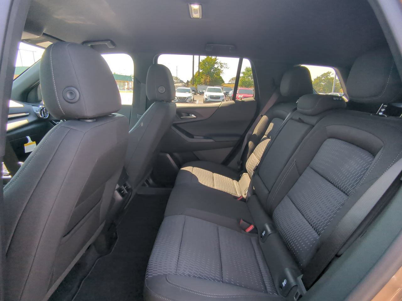 2027 Chevrolet Equinox LT - Photo 13