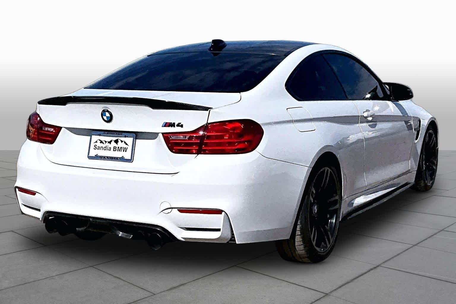 Used 2016 Alpine White BMW  image 10