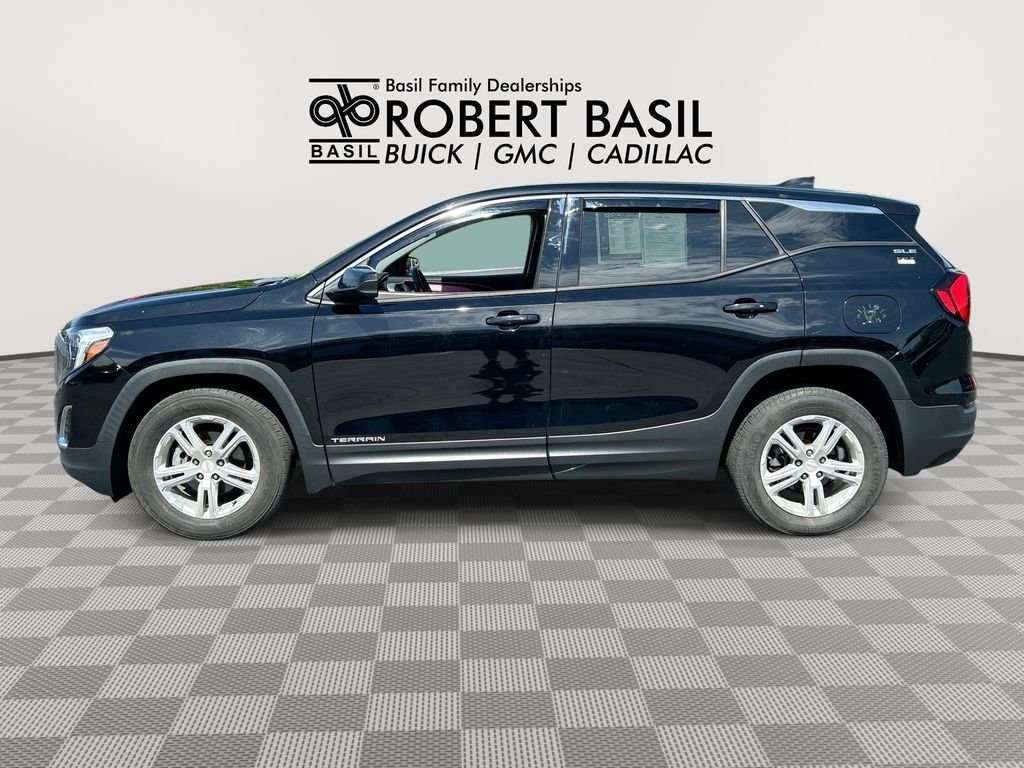 Used 2018 Black GMC SLE image 5