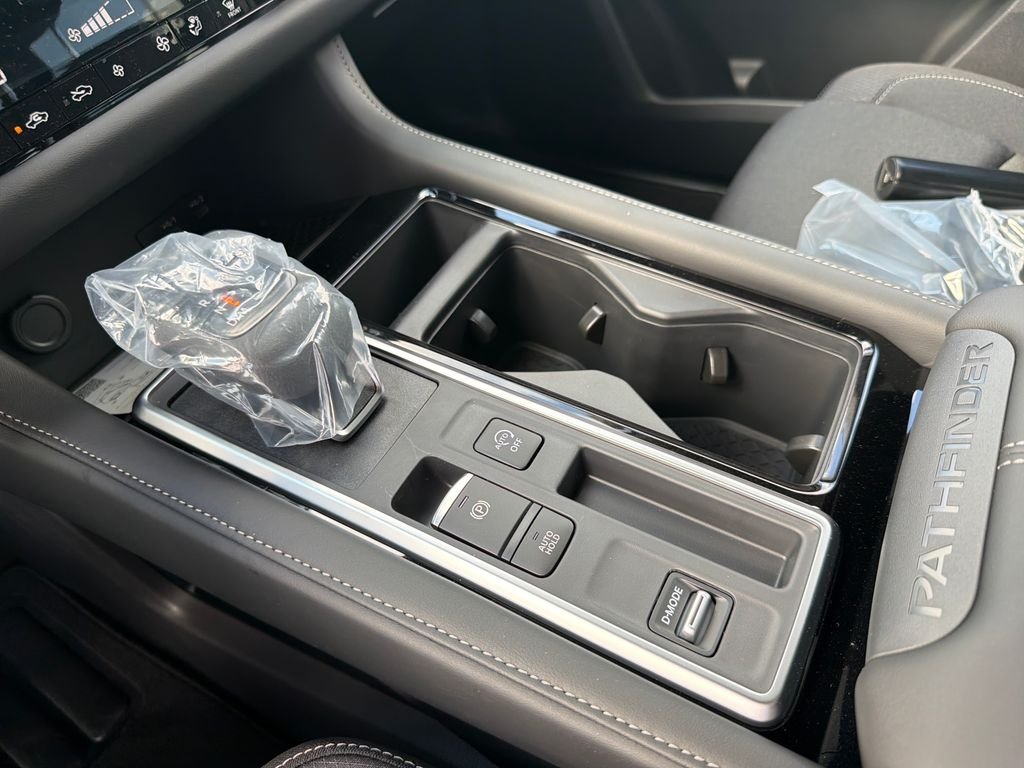 New 2026 Nissan Pathfinder SV 4D Sport Utility