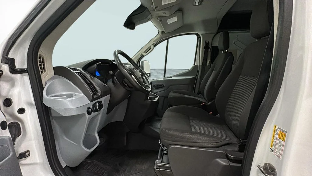 Used 2015 White Ford Base image 6