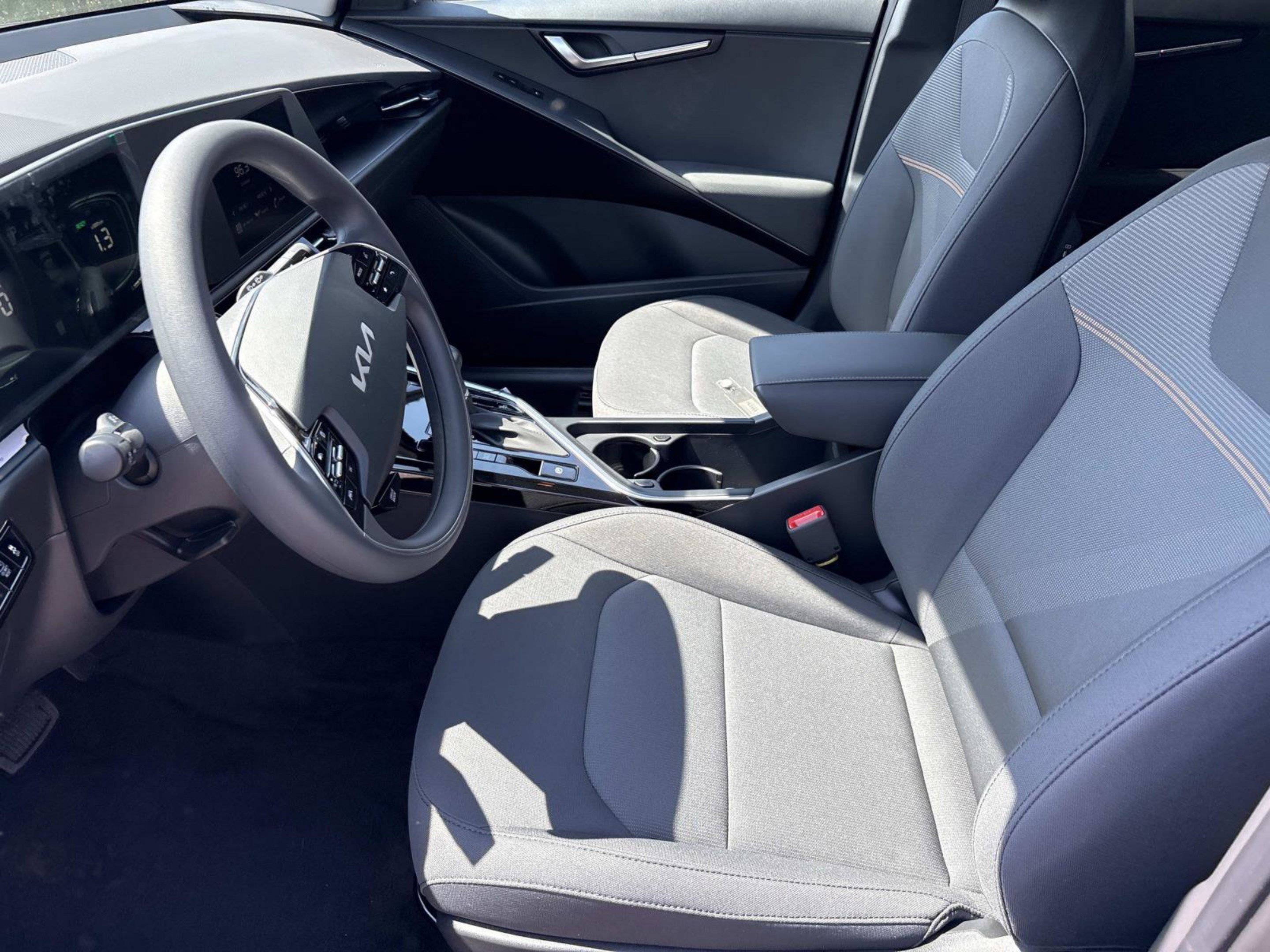 New 2026 Aurora Black Pearl Kia LX image 18
