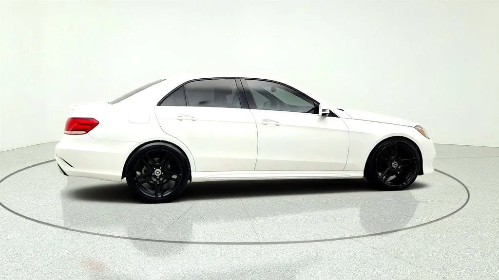 Used 2016 Polar White Mercedes-Benz 4dr Sedan E 350 Sport RWD w/ Premium Package & KEYLESS GO image 4