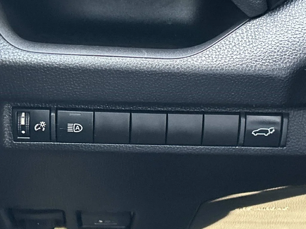 Used 2024 Silver Toyota XLE image 28