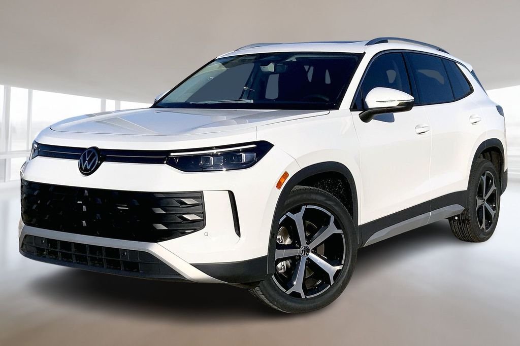 New 2026 Pure White Volkswagen 2.0T SE image 1