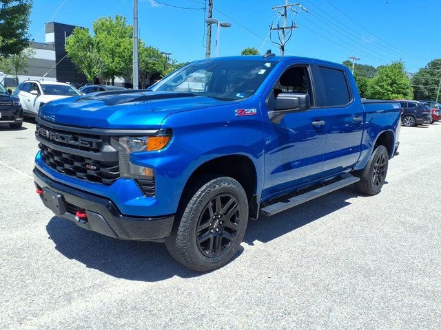 2022 Chevrolet Silverado 1500 Custom Trail Boss