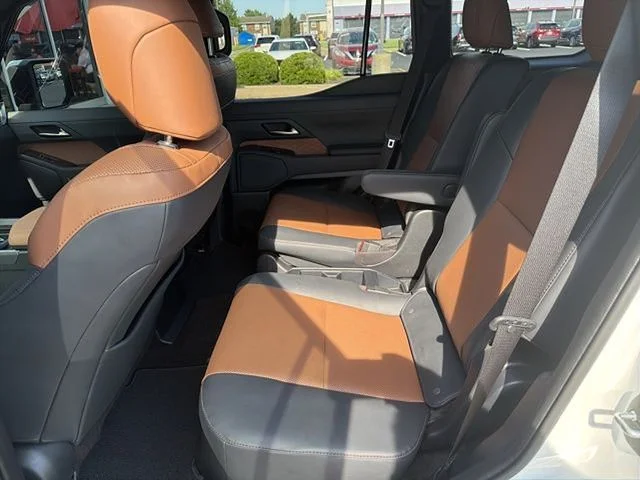 Certified Used 2025 Eminent White Pearl Lexus 550 Premium+ image 17