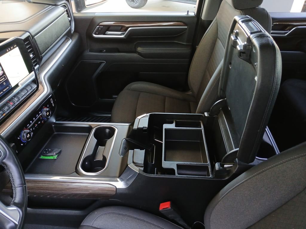 2025 Chevrolet Silverado 2500HD LT - Photo 24