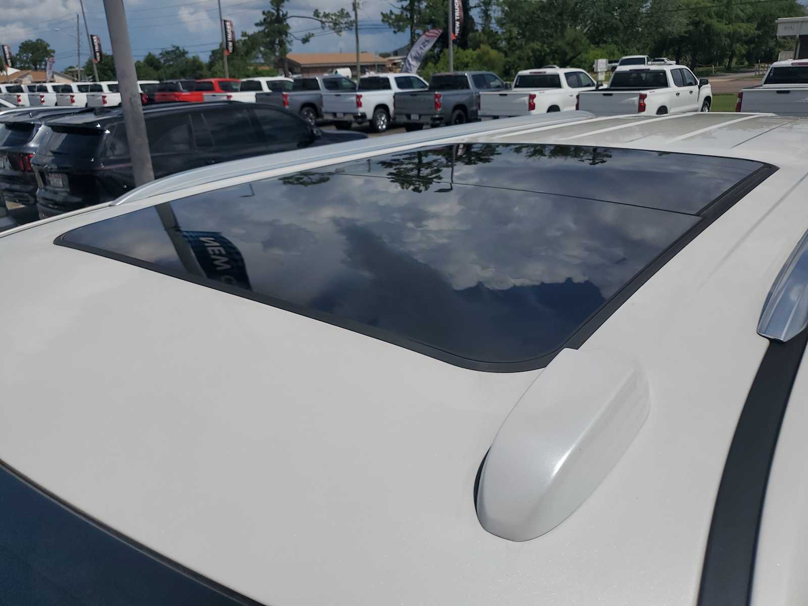 2025 Chevrolet Suburban Premier - Photo 20