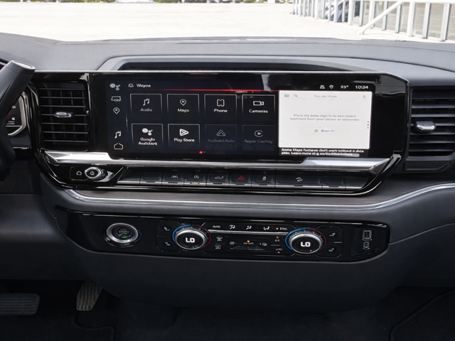 Used 2022 Black GMC SLT image 14