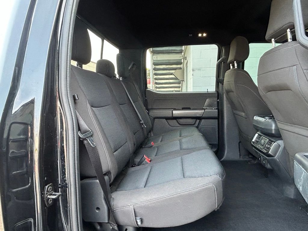 Used 2023 Black Metallic Ford XLT image 25