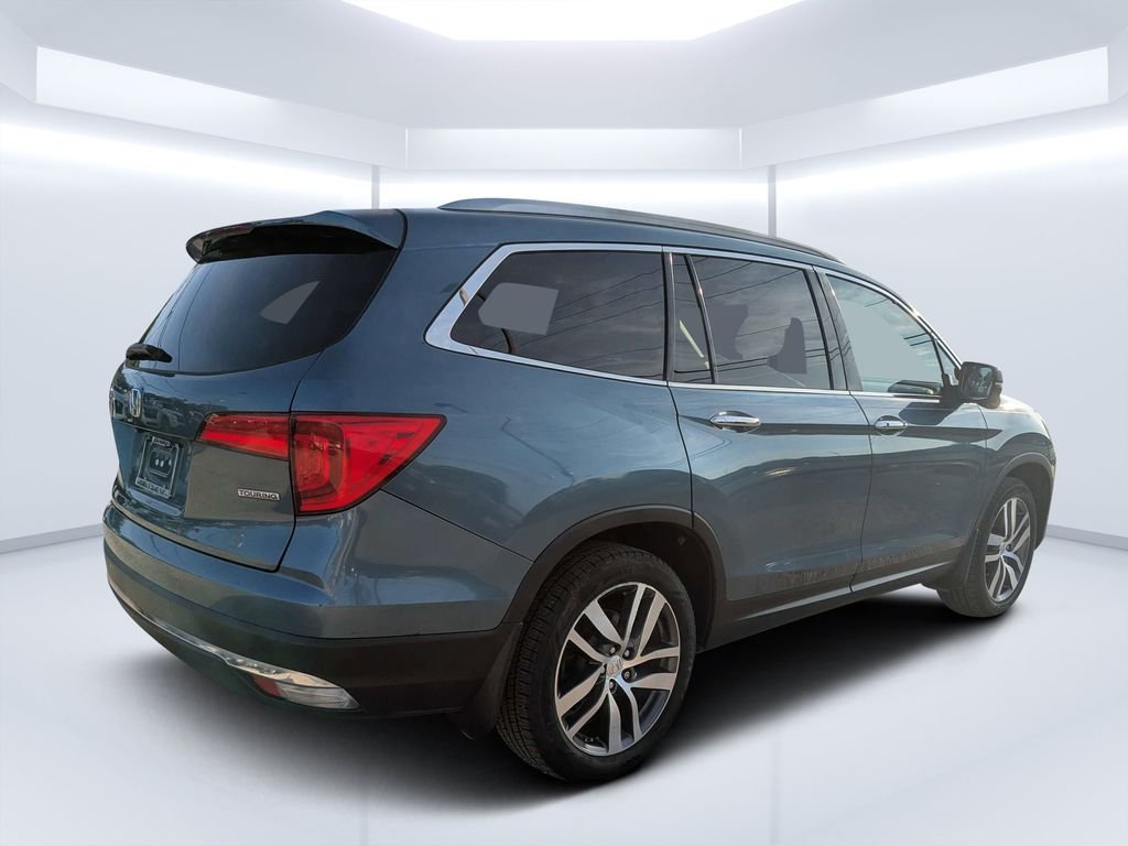 Used 2016 Blue Honda Touring image 3