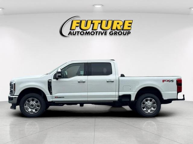 New 2026 Star White Metallic Tri-Coat Ford F-350® King Ranch® image 33