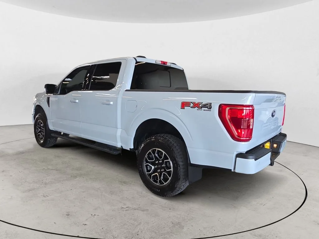 Used 2022 White Ford XLT image 7