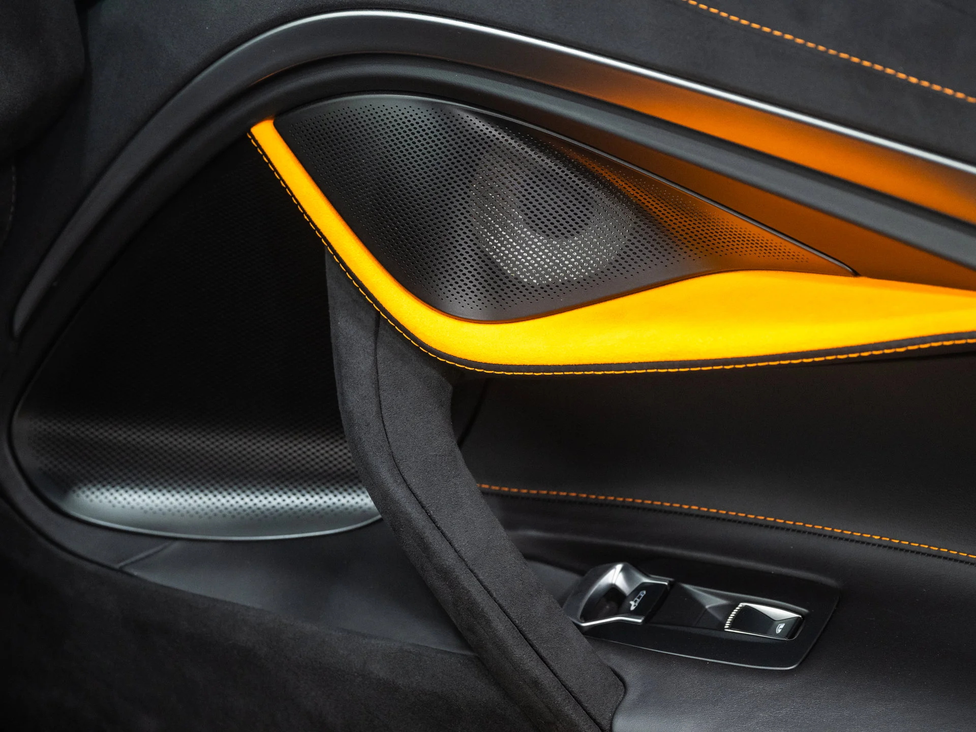2024 McLaren 750S Base - Photo 33
