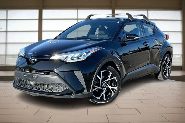 2022 Toyota C-HR XLE