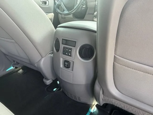 Used 2013 Blue Honda EX-L image 14