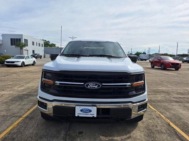 Used 2024 Oxford White Ford XLT image 8