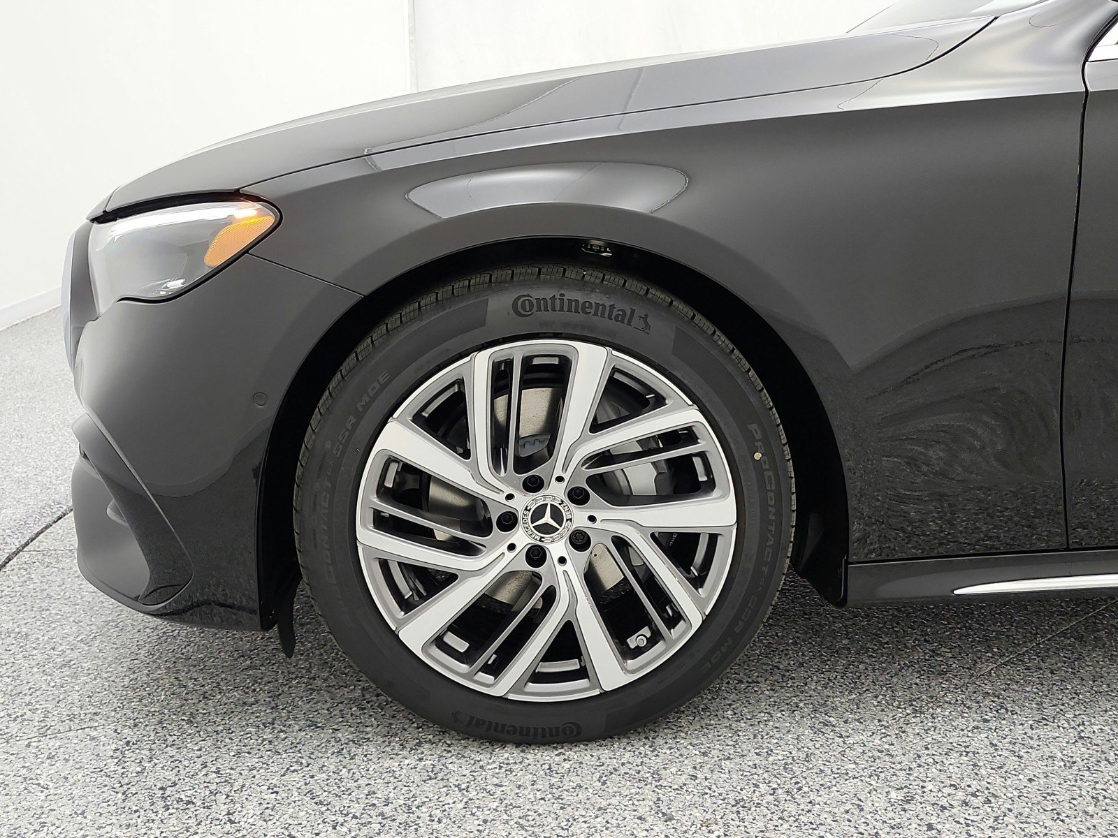 New 2026 Black Mercedes-Benz E 350 RWD Sedan image 13