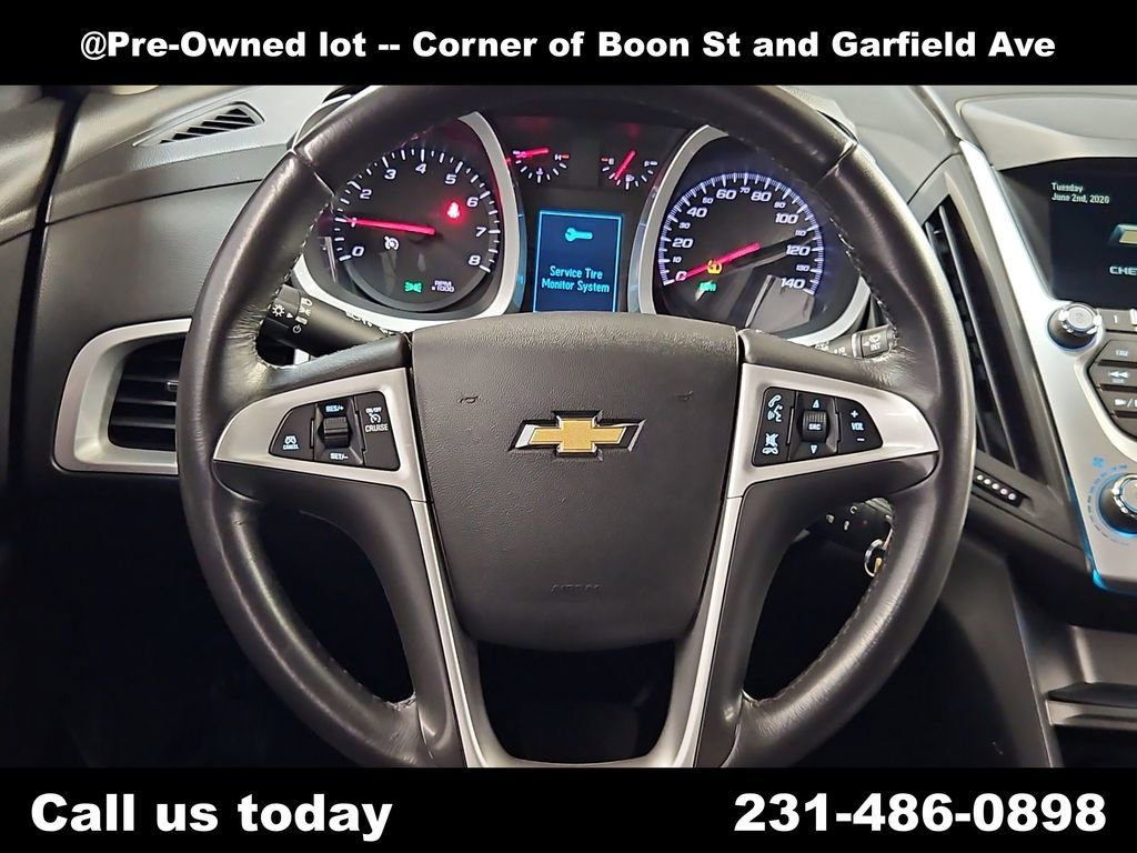 Used 2017 SILVER ICE METALLIC Chevrolet LT image 20