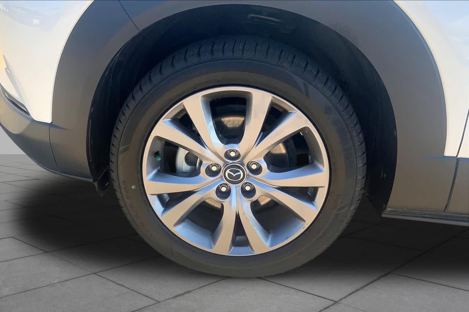 Used 2025 Snowflake White Pearl Mica Mazda 2.5 S Preferred Package image 11