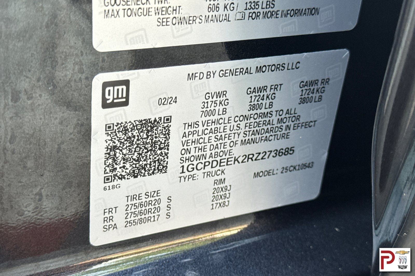 Used 2024 Gray Chevrolet RST image 34