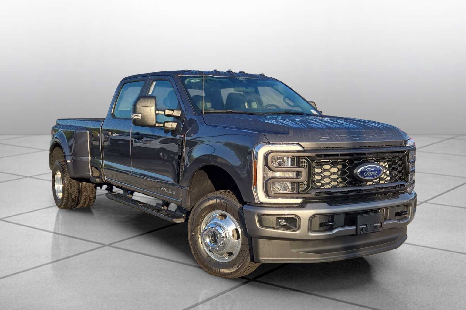 New 2026 Carbonized Gray Metallic Ford F-350® XL image 2