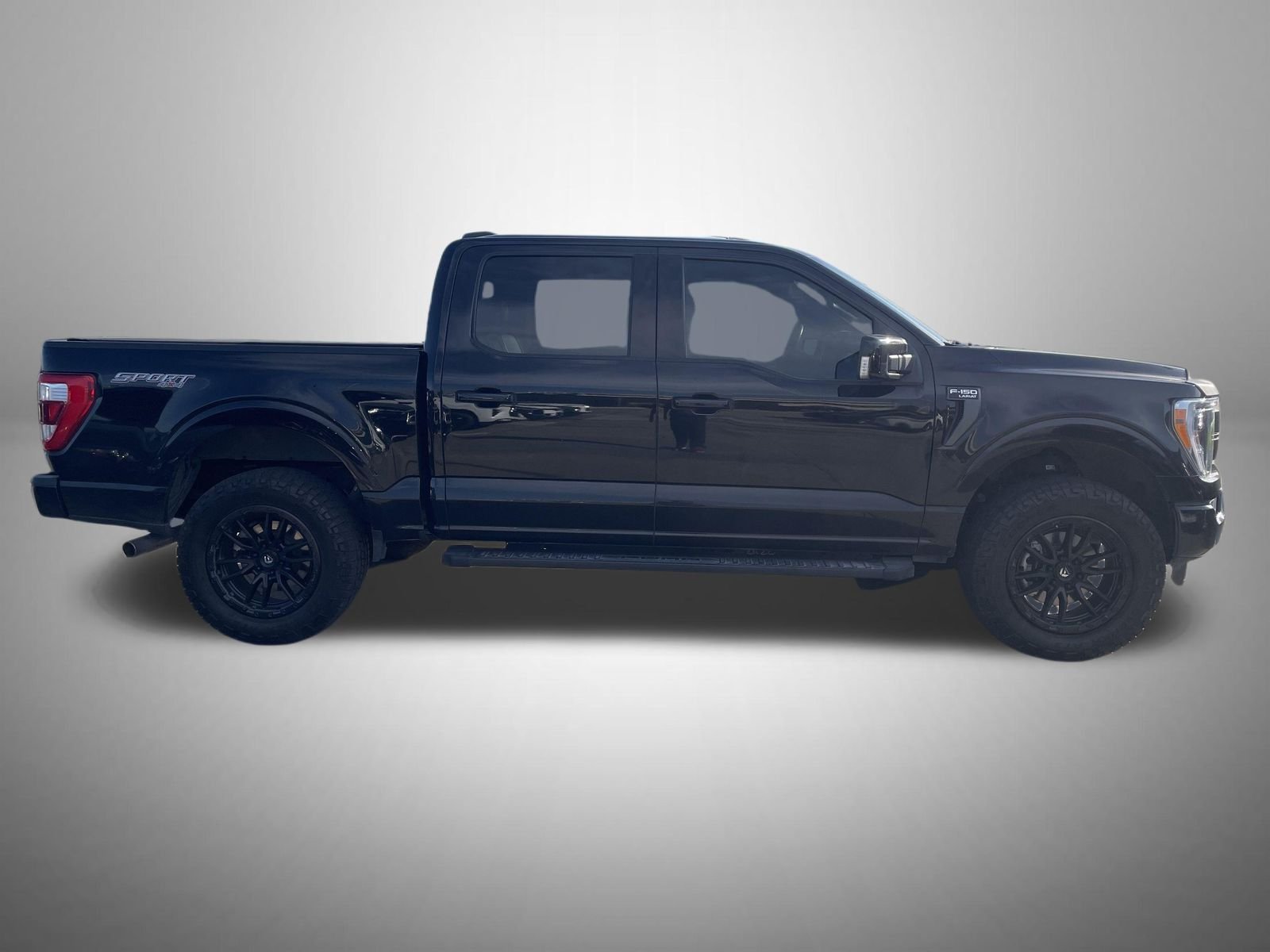 Used 2022 Black Ford Lariat image 4