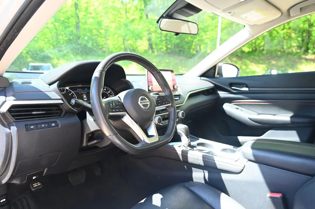 2022 Nissan Altima SR - Photo 19