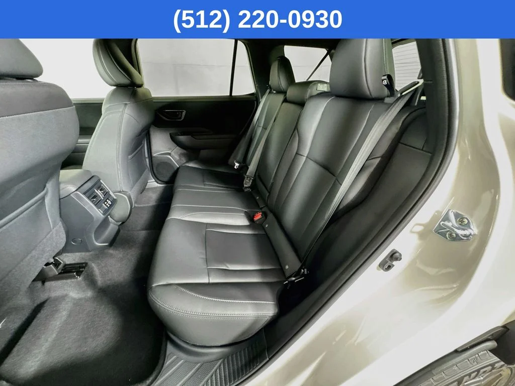 New 2026 White Subaru Premium image 34