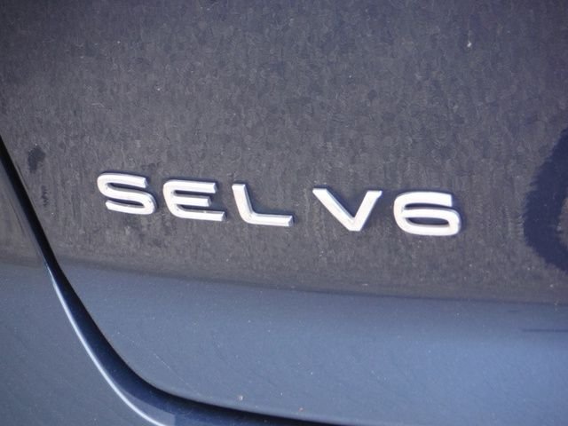 Used 2022  Volkswagen 3.6L V6 SEL image 9
