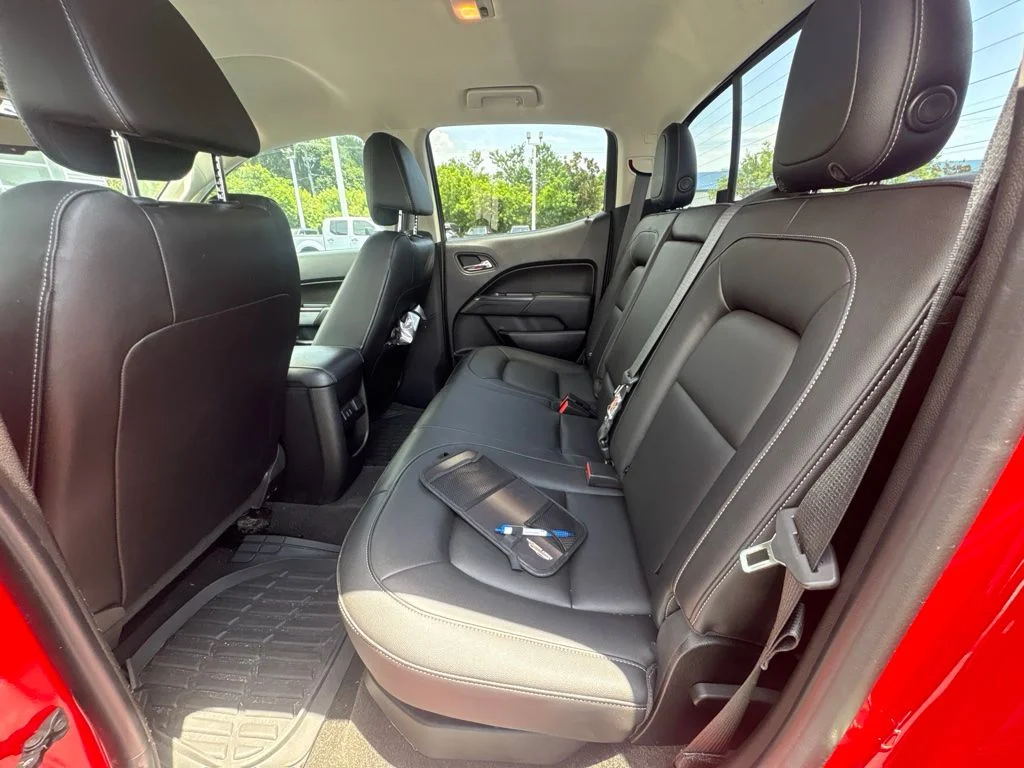 Used 2018 Red Chevrolet ZR2 image 6