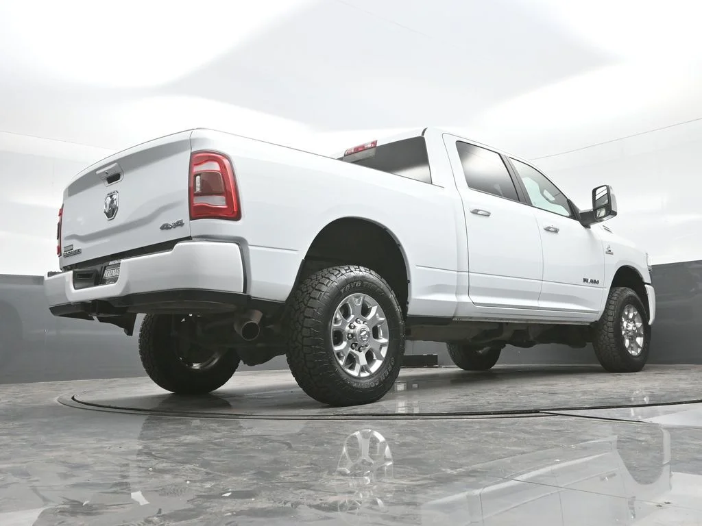 Used 2023 White Ram Laramie image 27