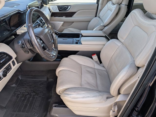 Used 2021 Blue Lincoln Reserve image 16
