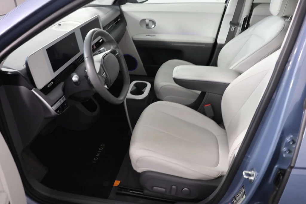 Used 2023 Blue Hyundai SEL image 18
