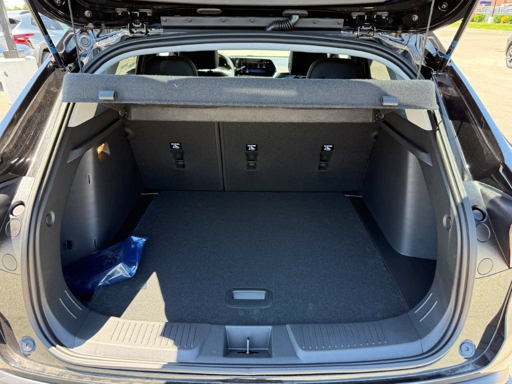 2026 Chevrolet Trax LT - Photo 17