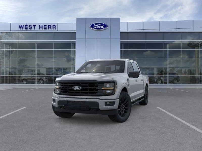 New 2026 Avalanche FORD XLT image 3