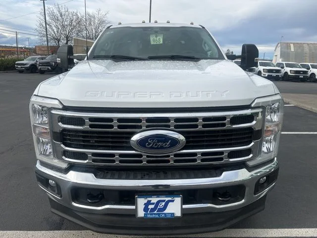 Used 2024 White Ford XL image 21