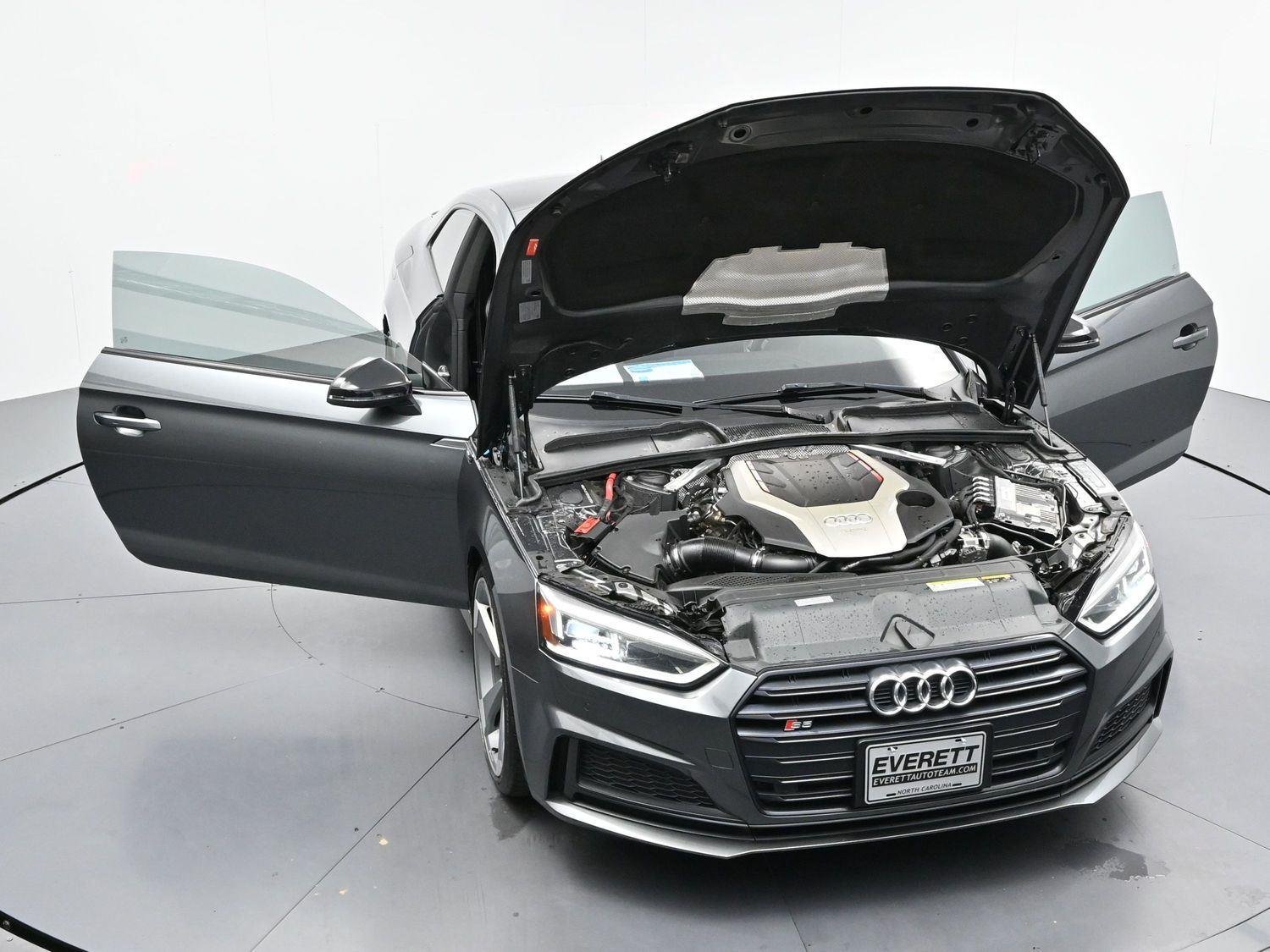 Used 2019 Daytona Gray Pearl Effect Audi Premium Plus image 40