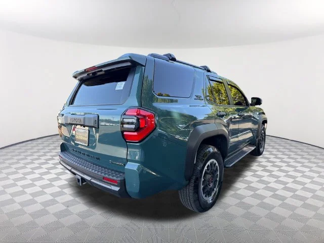 Used 2026 Everest Toyota Hybrid TRD Off Road image 5