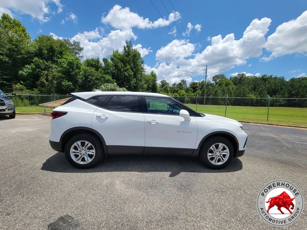 Used 2020 White Chevrolet LT image 6
