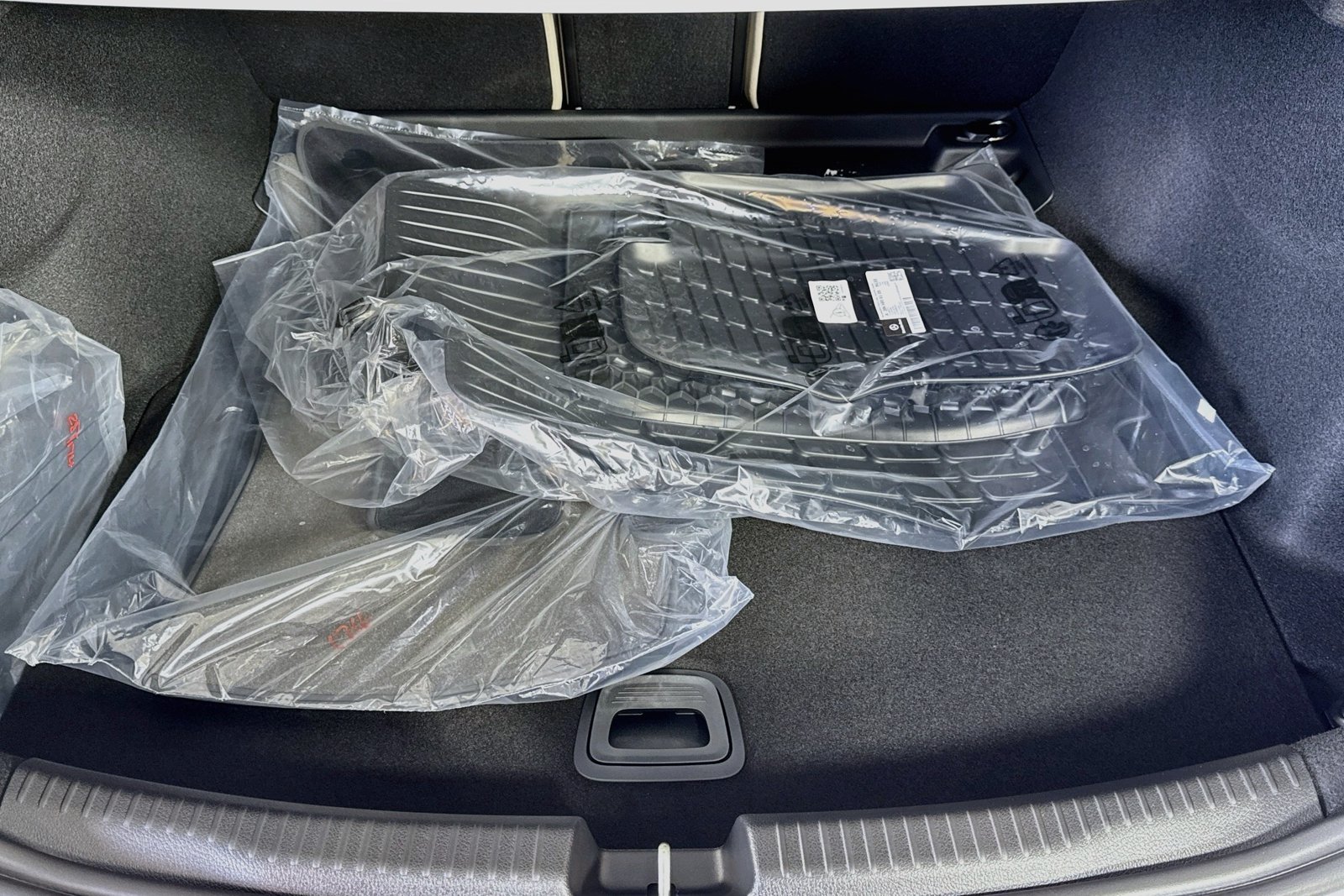 New 2026 Polar White Mercedes-Benz C 300 image 24