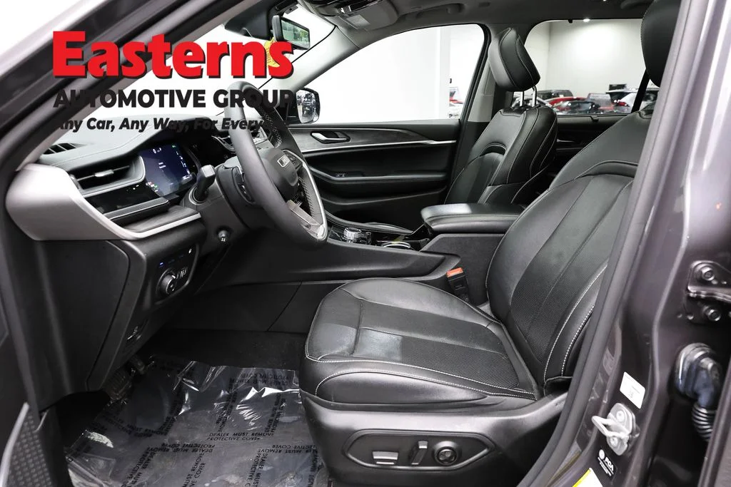 Used 2022 Gray Jeep 4xe image 14