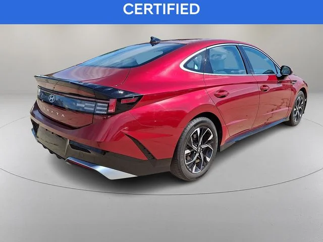 Used 2024 Red Hyundai SEL image 11